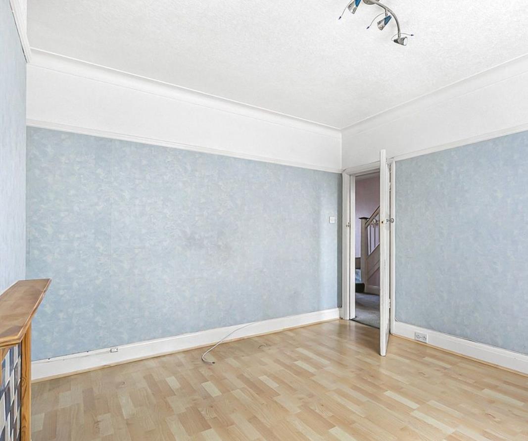 Hale Drive, London